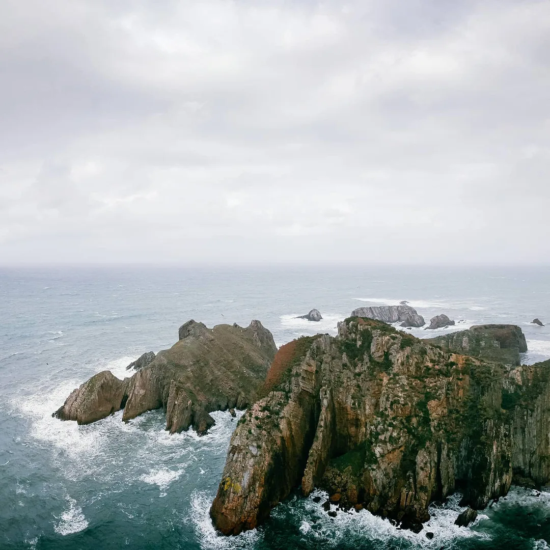 Oceano Atlantico @ Playa del Silencio, Asturie - Spagna. Volando nella tempesta