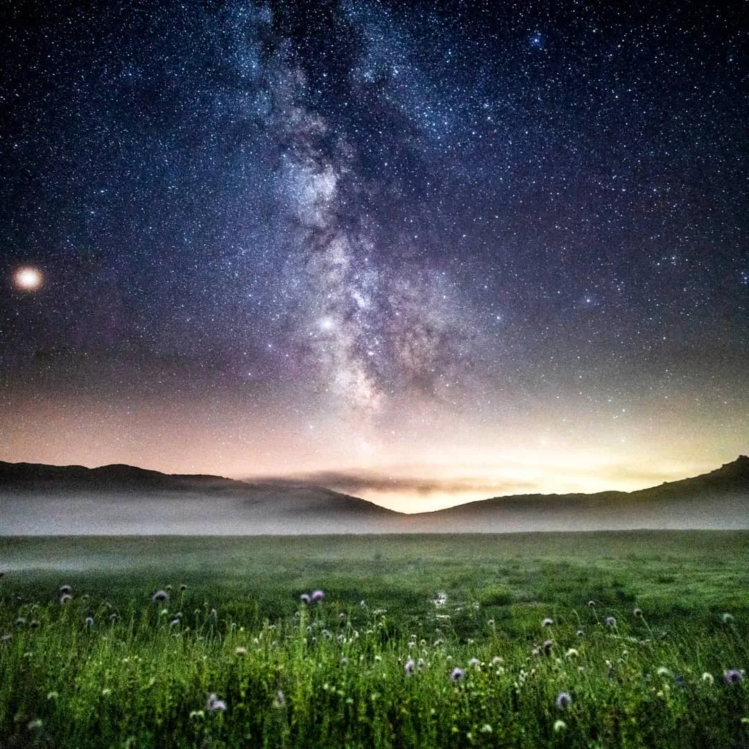 Milky Way over Rascino's Lake. The magic of the Summer sky Sony a7r mk2 + Samy