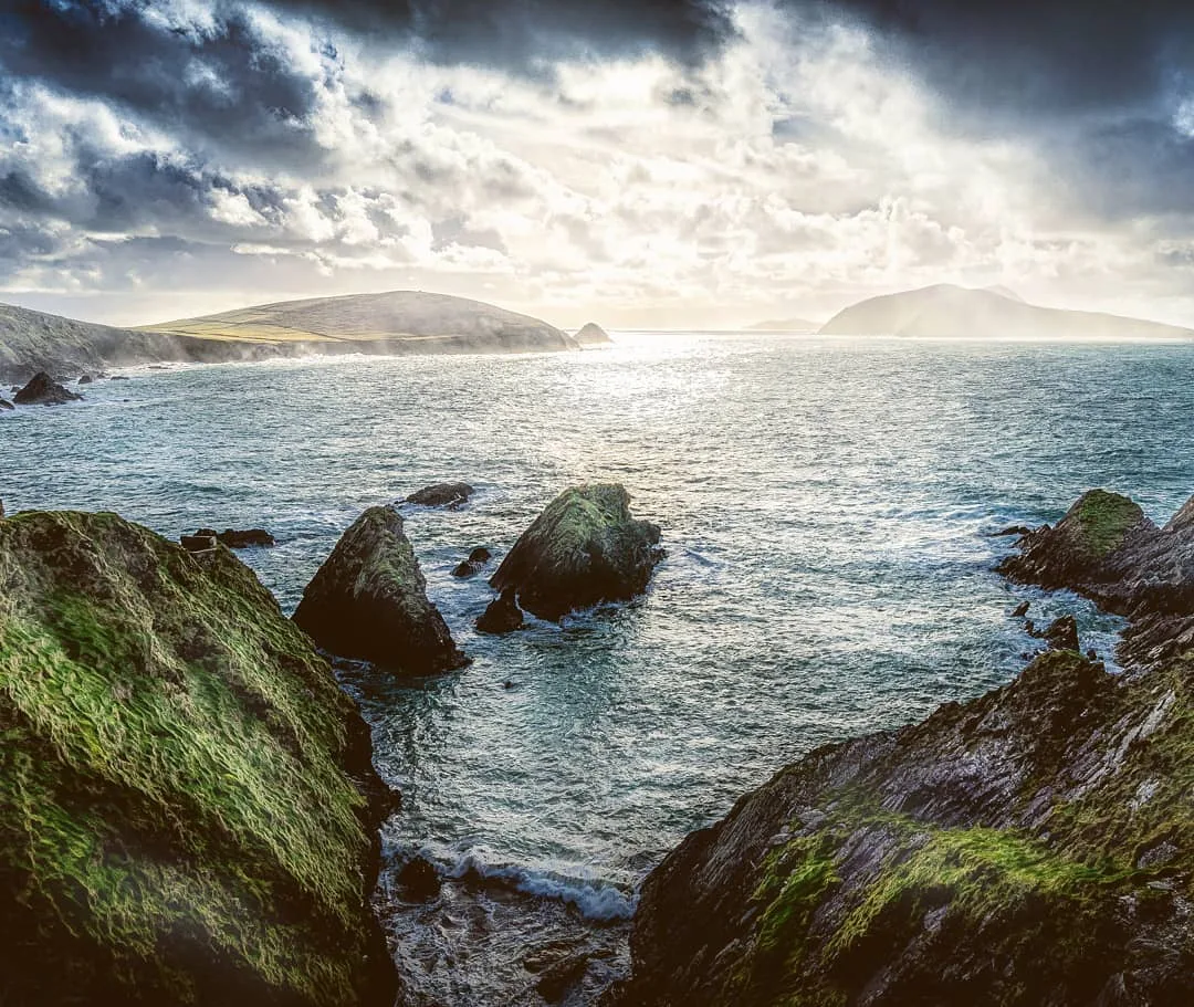 Dunquin - Kerry, Ireland #ireland_insta #stormwatch #hikerlife #seascape #joy #